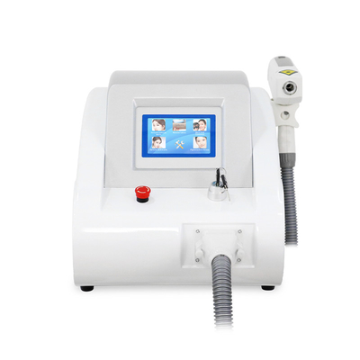 Przenośny laser Nd YAG Q Switch Znaki urodzenia Chloasma Pigment Usunięcie tatuażu Maszyna do oczyszczania skóry