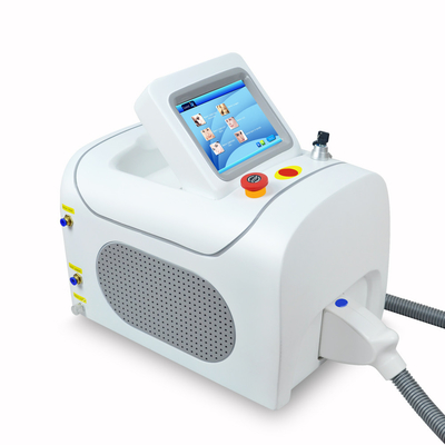 Przenośna maszyna do usuwania tatuaży o długości fali 3 1064nm Q Switched Nd Yag Laser Machine
