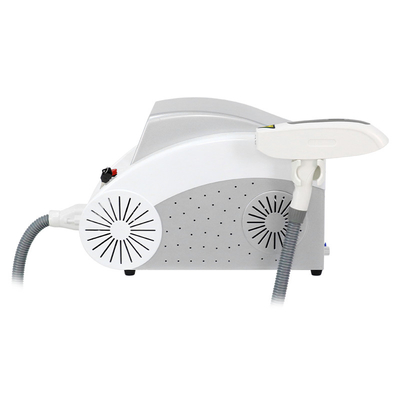 Urządzenie do usuwania tatuaży z pulpitem Q Switched Nd Yag Laser 1064nm 532nm do wybielania skóry