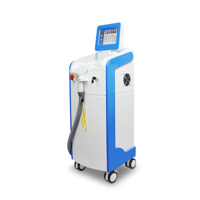 Depilacja laserem diodowym 808nm z rozmiarem plamki 10 * 16mm, czasem trwania impulsu 20-950ms i gęstością energii >115J/cm²